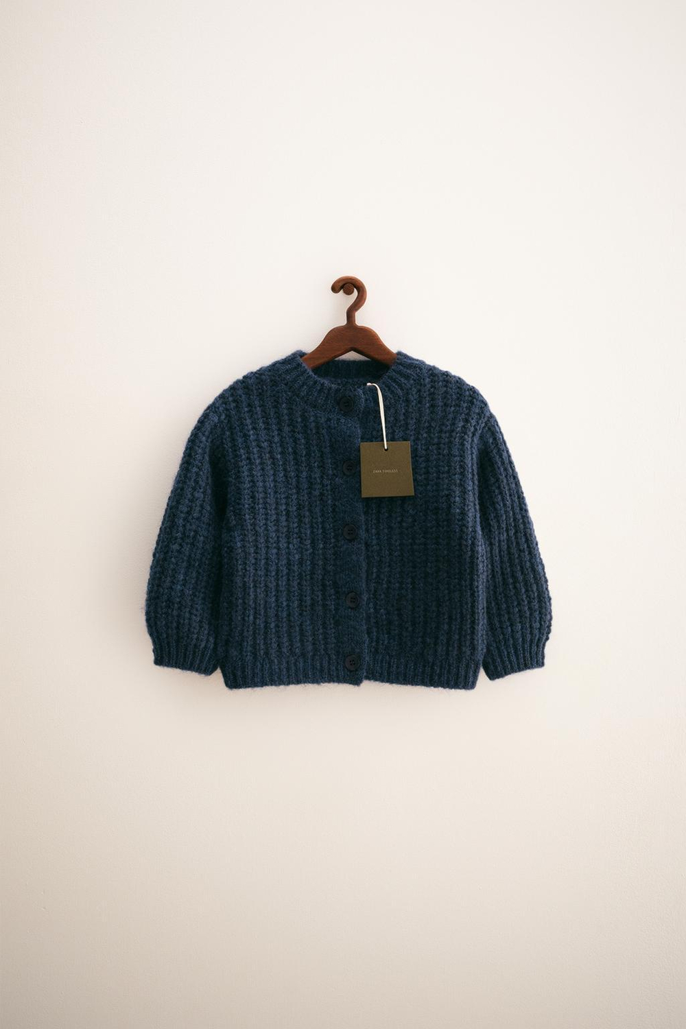 ZARA TIMELESS — КАРДИГАН КРУПНОЙ ВЯЗКИ ИЗ ШЕРСТИ, УТИНО-СИНИЙ