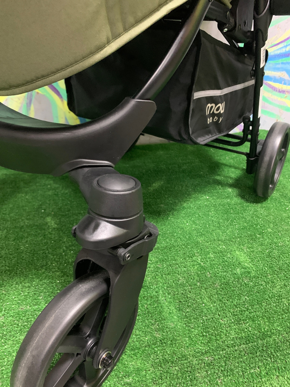 Коляска детская MOWBaby "TURBO" RA020 Olive