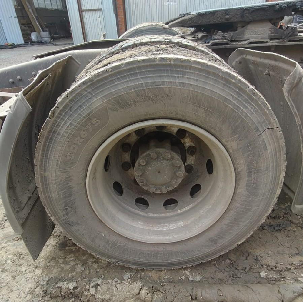 КамАЗ 5490 4x2 Седельный тягач 5490-024-87(S5) (Дизельный, 12,0 л, 401 л.с., МТ)