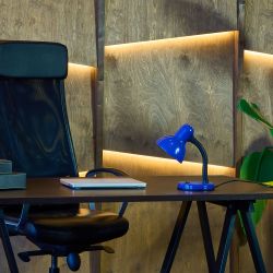 TLI-225 BLUE E27 Светильник настольный. Цоколь Е27. Механический выключатель. Синий. ТМ Uniel.