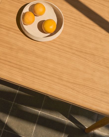 Раздвижной стол Lenon из натурального массива дуба и шпона 160(240)x90 Испания