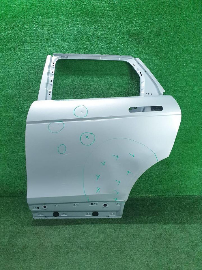 Дверь задняя левая Range Rover Evoque 2 (2018-н.в.)