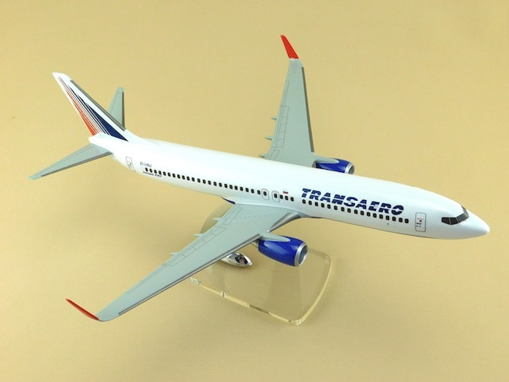 Модель самолета Boeing 737-800 (М1:100, Transaero)