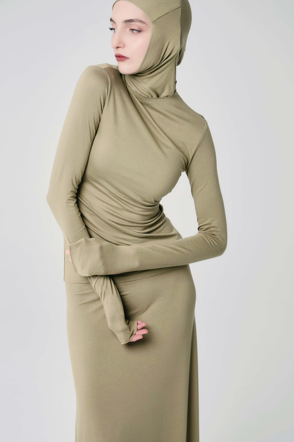 Лонгслив «Силуэт» хаки