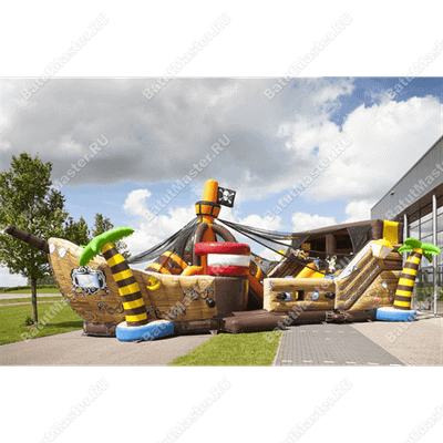 Надувной корабль "Пираты Карибского моря"