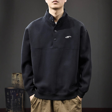 Толстовка с полуоткрытым воротником-стойка на трёх пуговицах,осенняя