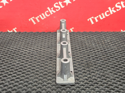 Кронштейн сиденья