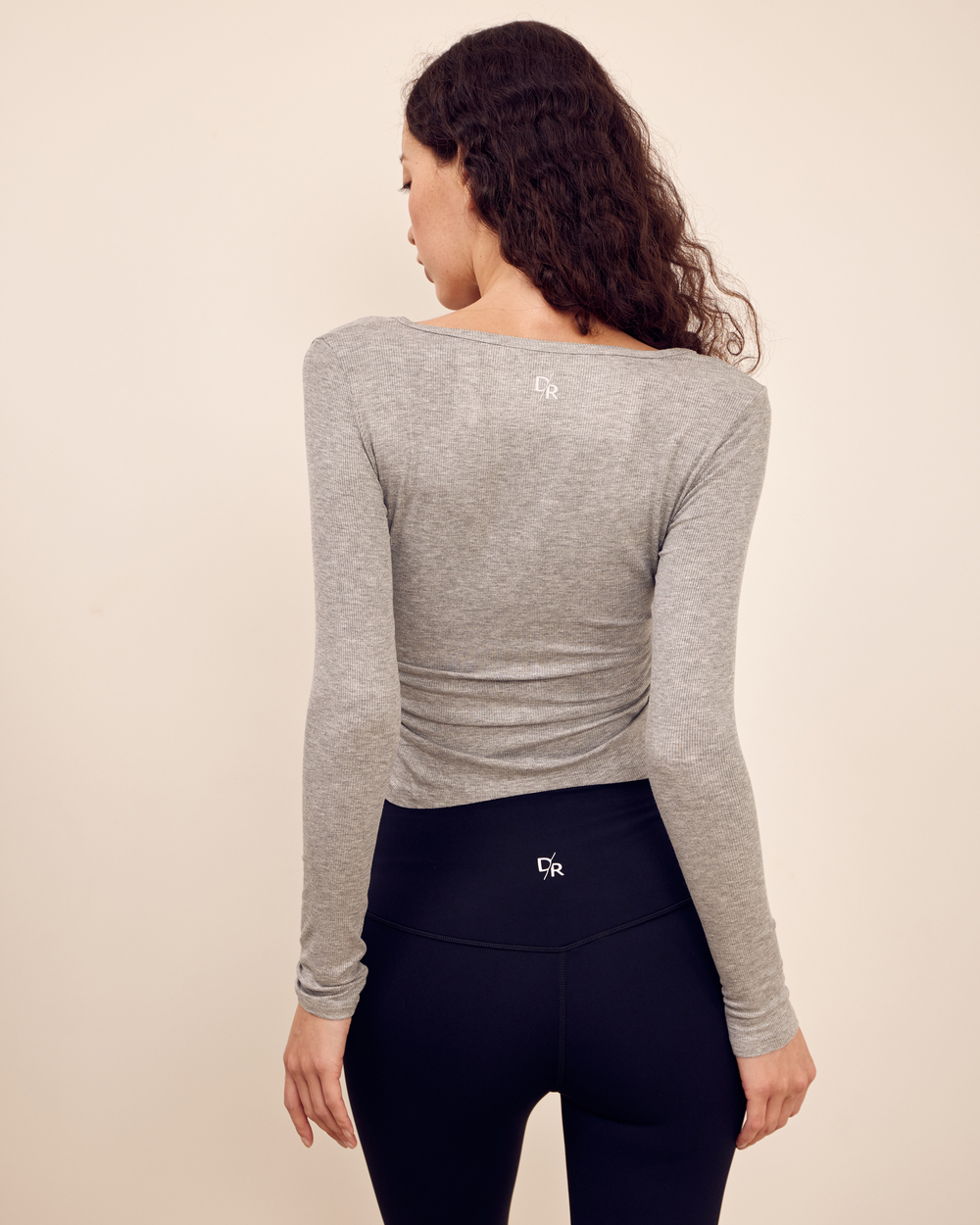 Лонгслив Fay Longsleeve Crop-top in Light Hemp Grey