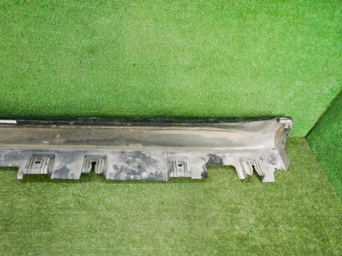 Накладка порога правая Mercedes GLE V167 (2018-н.в.) AMG