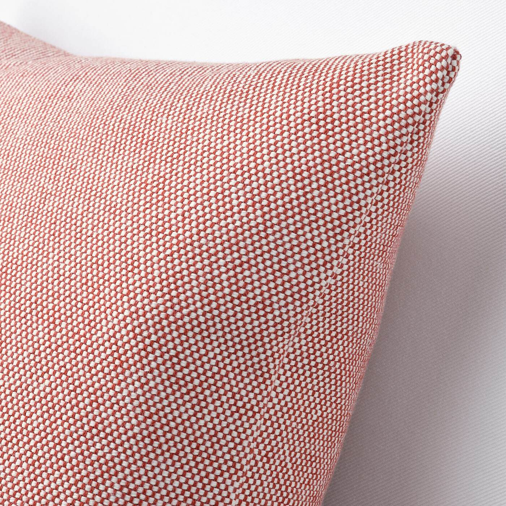 IKEA SANDTRAV  (ИКЕА САНДТРАВ)  -  Наволочка, красный/белый, 45x45 см