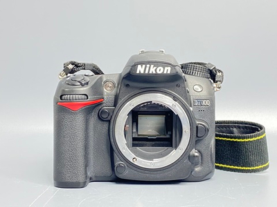 Nikon D7000 90.000 кадров
