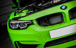 Eventuri Система впуска BMW M3 F80 / M4 F82 карбоновая глянцевая V2 EVE-F8XMV2-CF-INT