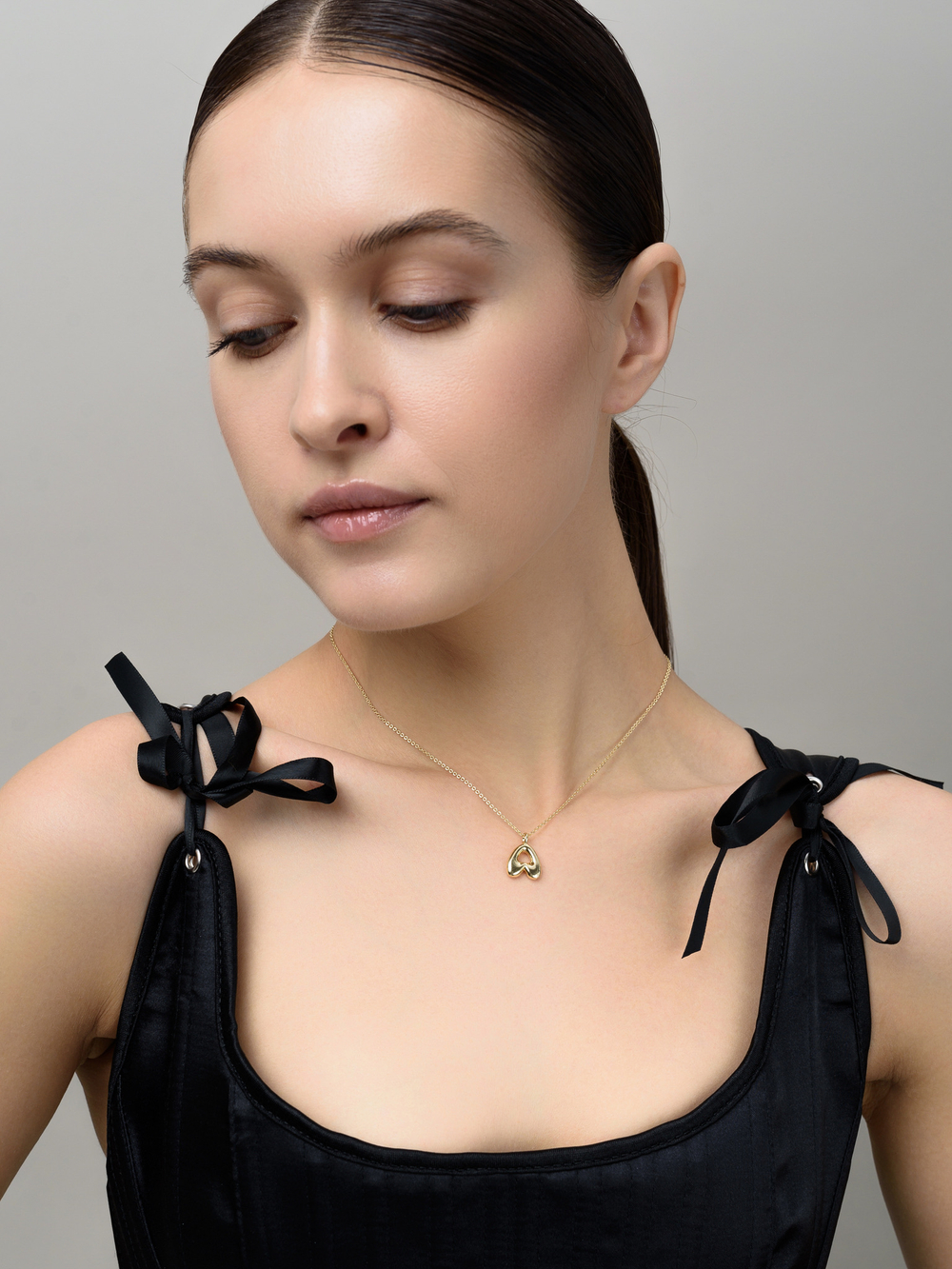 Колье с буквой А