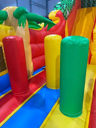 Коммерческий надувной батут «Змей Горыныч» 8,5*7*6 м