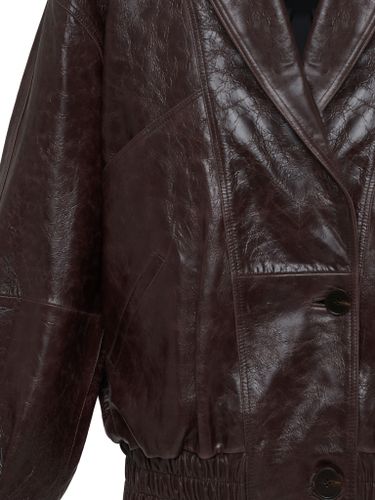 Объемная кожаная куртка шоколадного цвета