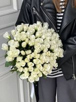 Букет из белой розы (40см) 101 шт под ленту