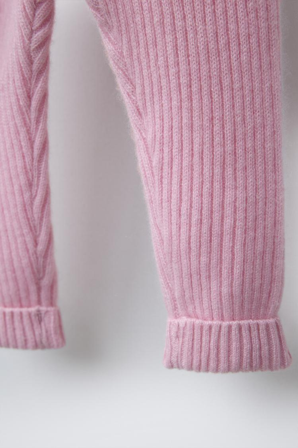 ZARA ЛЕГИНСЫ ИЗ 100% КАШЕМИРА, РОЗОВЫЙ