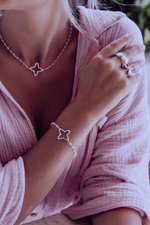 Браслет «Клевер» на цепочке из розового кварца