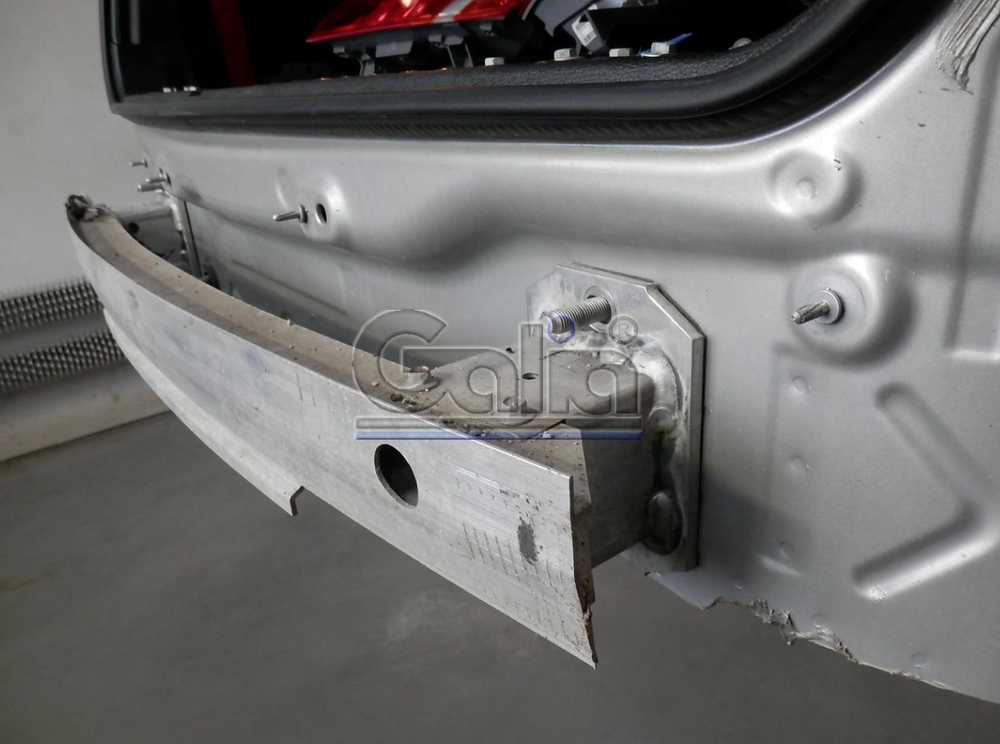 Фаркоп оцинкованный Galia B019C для BMW X3 2010-2017, X4 2014-2018(паспорт и сертификат в комплекте)(без электрики)