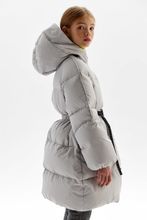 Серое непродуваемое утепленное пальто на девочку  PULKA со съемным поясом и капюшоном