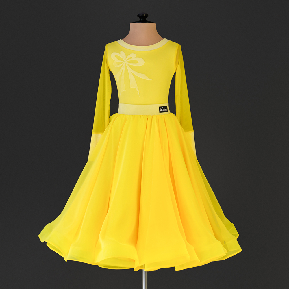 красивое платье для танцев