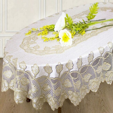 Скатерть жаккардовая овальная, цвет кремово-золотистый, Польша.