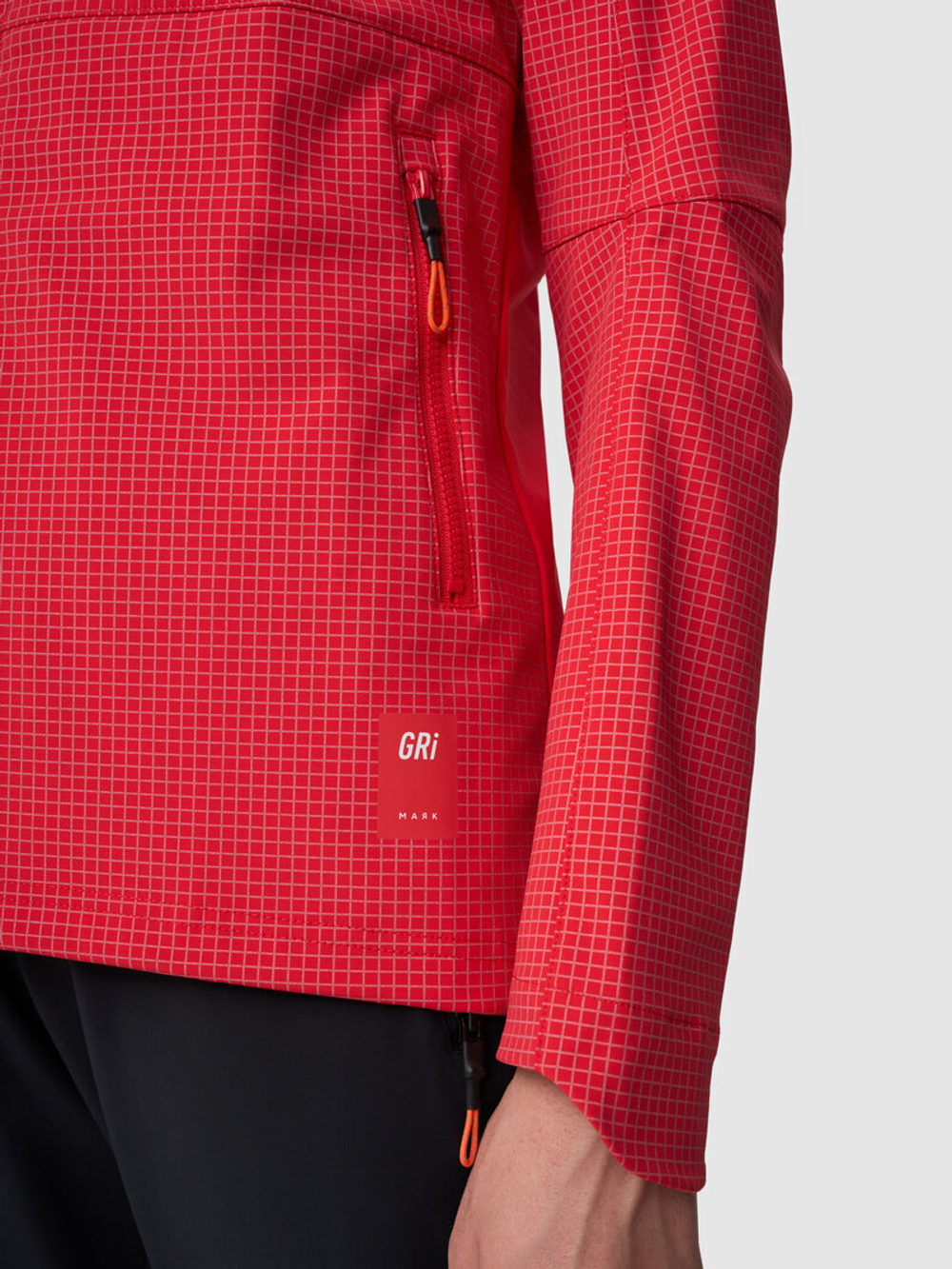 Зимняя беговая куртка GRI Маяк 3.0 женская красная