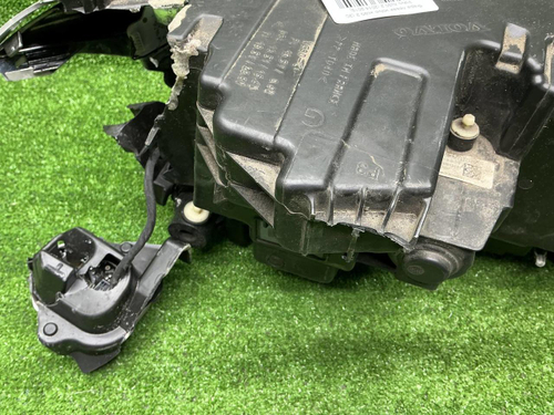 Битая Фара левая Volvo XC90 2 (2014-2019) Full LED