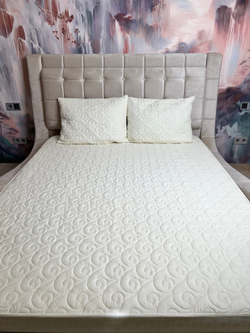 Наматрасник INVA защитный стеганный с бортиком 90 х 200 см / бежевый