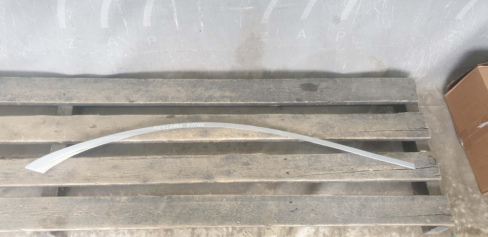 Молдинг двери задней правой Mercedes S (W222) 13-20 Б/У Оригинал A2226980580