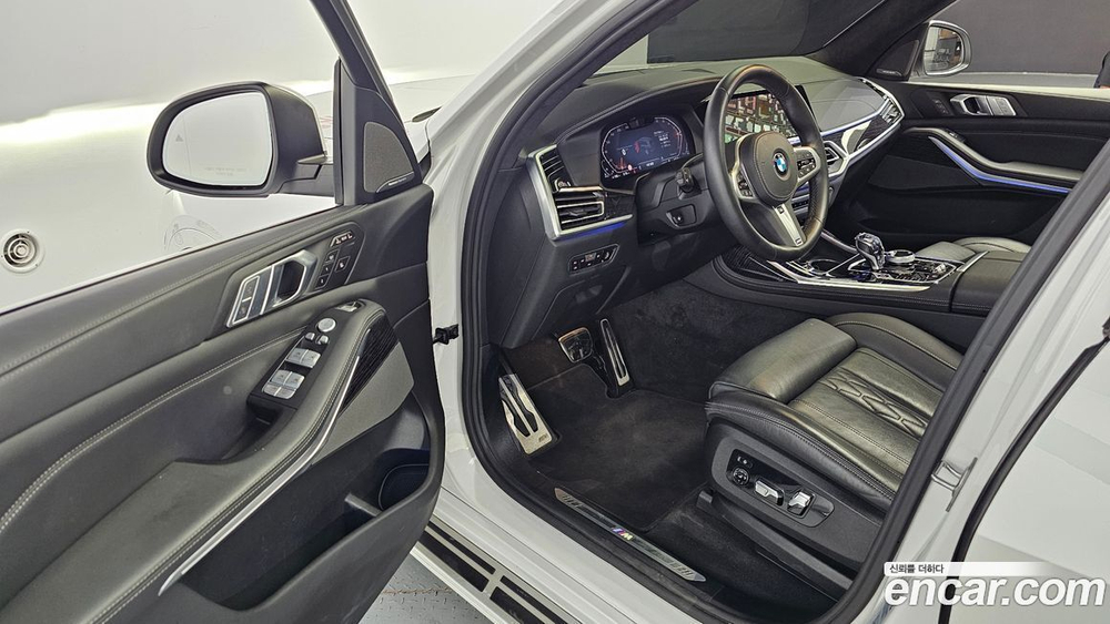 BMW X7 (G07) xDrive 40d M Sports 6-и местный (07.2022)