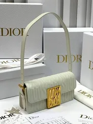 Сумка с клапаном Miss Dior белый