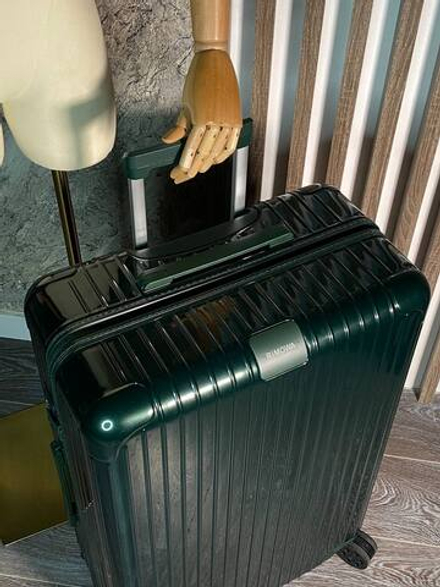 Чемодан Rimowa