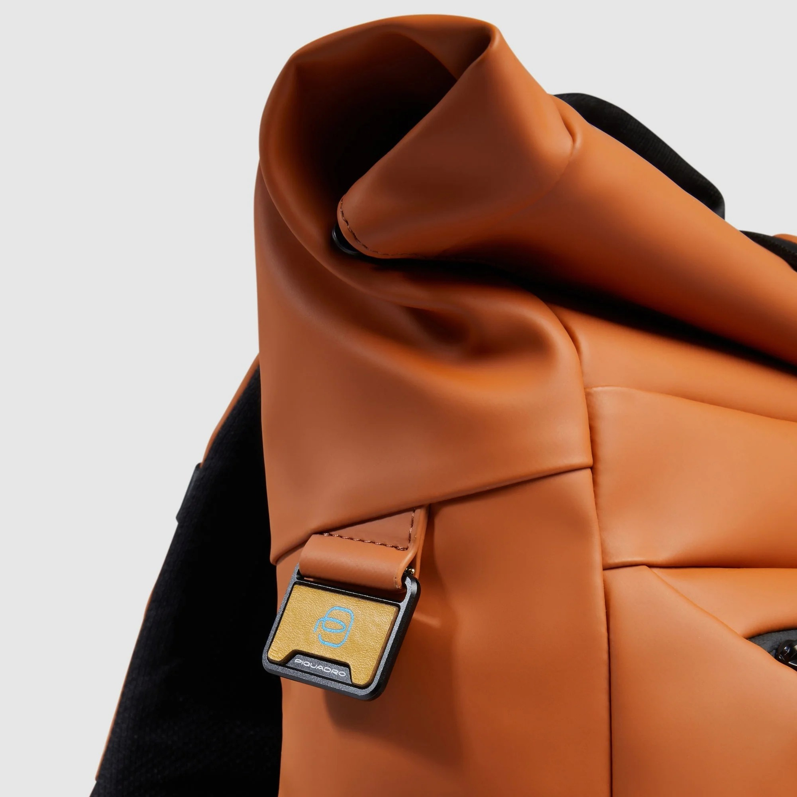 Рюкзак для ноутбука Piquadro Corner 2.0/Arancio mattone