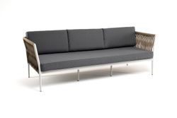 "Касабланка" диван 3-местный плетеный из роупа, каркас алюминий светло-серый (RAL7035) муар, роуп серо-коричневый 23мм, ткань серая 017