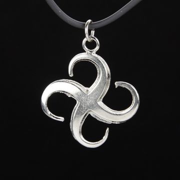 Кулон Яровик