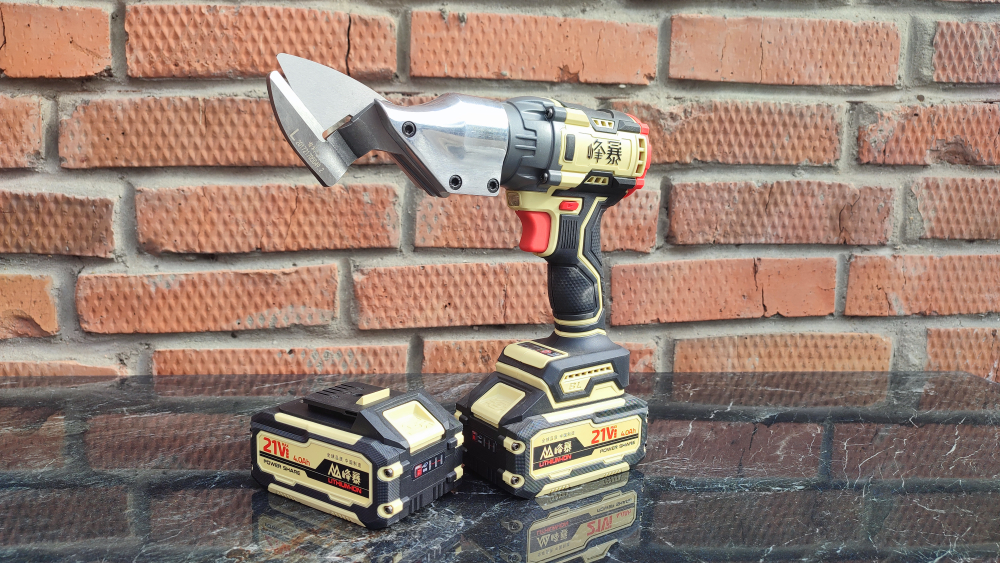 Аккумуляторные Hожницы по мeталлу Feng Bao fв-806