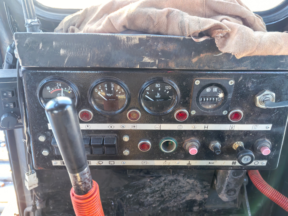 ТС-Сервис Т.10* Трактор_не актуально Т.10ММ.Е (Дизельный, 14,9 л, 179 л.с., МТ)