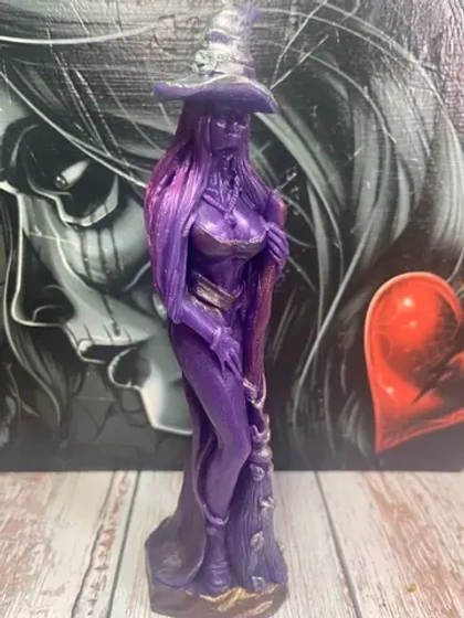 Свеча "Ведьмочка" программная