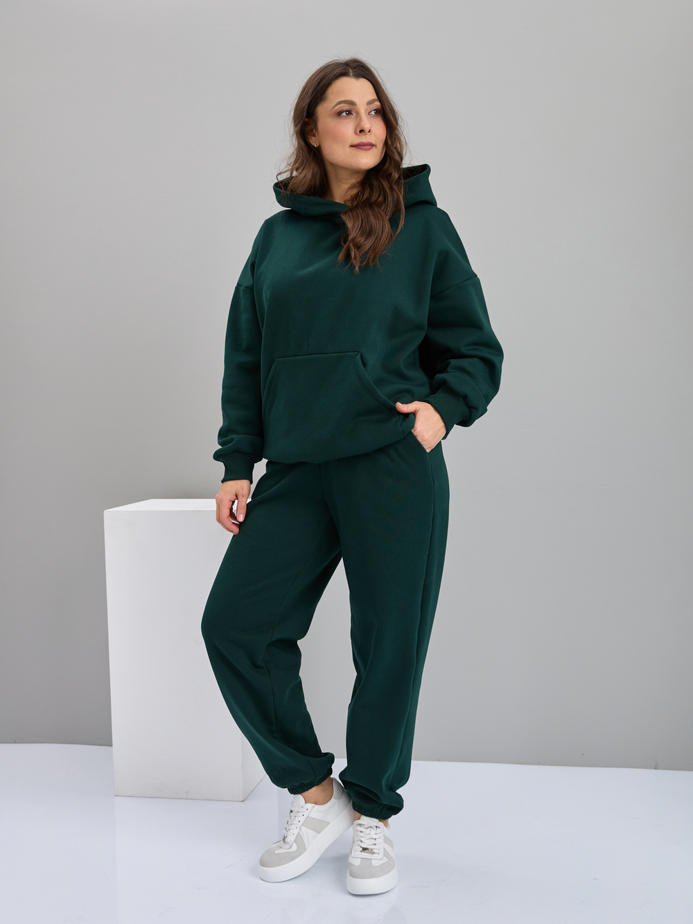 Костюм с брюками КБис-091/бутылочный-п