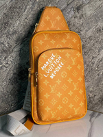 Сумка-слинг Louis Vuitton
