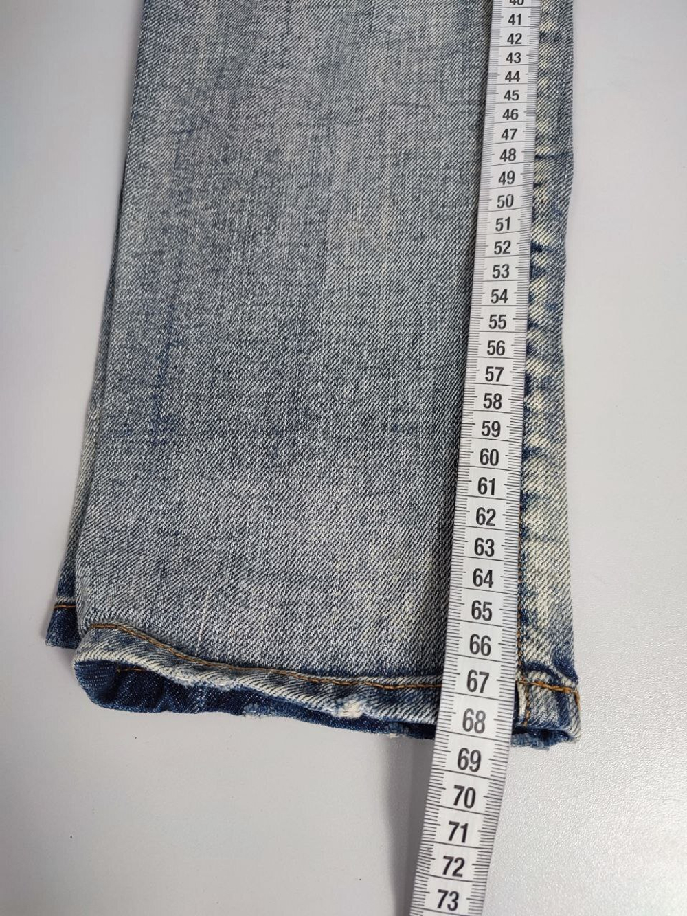 Джинсы Mango с рваным эффектом 42 размер