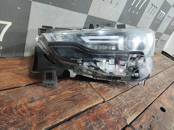 Фара левая LED Mazda CX-5 2 (KF) 17-21 Б/У Оригинал KB8P51041K