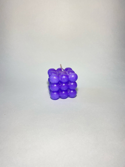 Ароматическая свеча "Большой куб" ручной работы с ароматом: Вишня