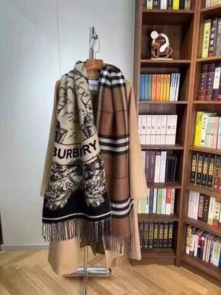 Шарф Burberry