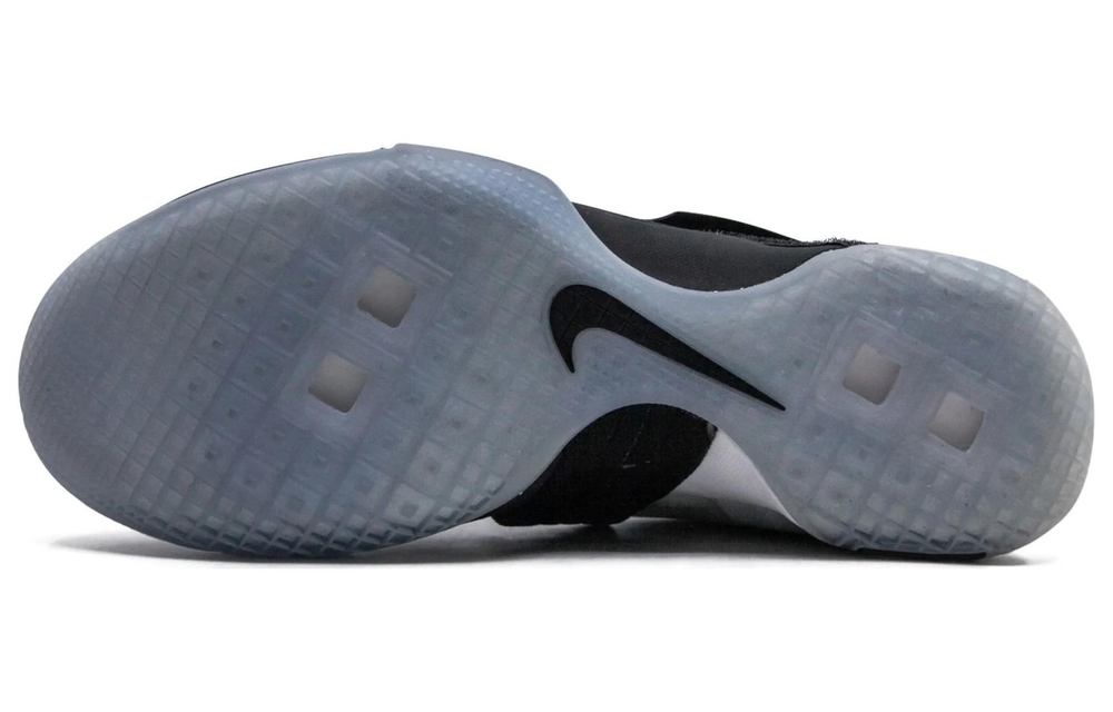 Nike Zoom Soldier 10 Basketball Shoes Men