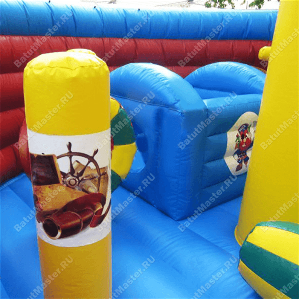 Большой надувной батут-горка "Корабль флибустьеров" 12*8*6 м