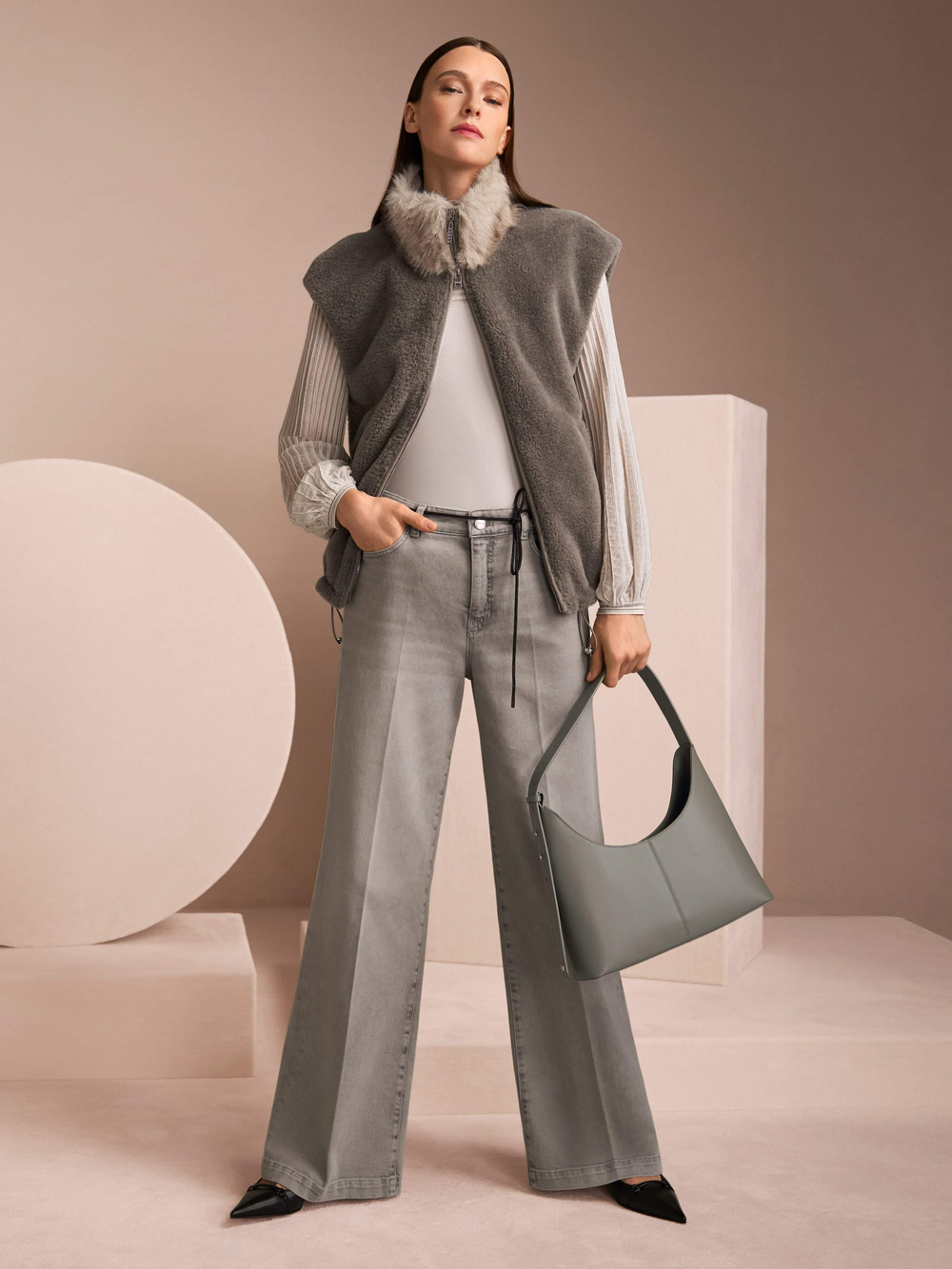 Джинсы из хлопка