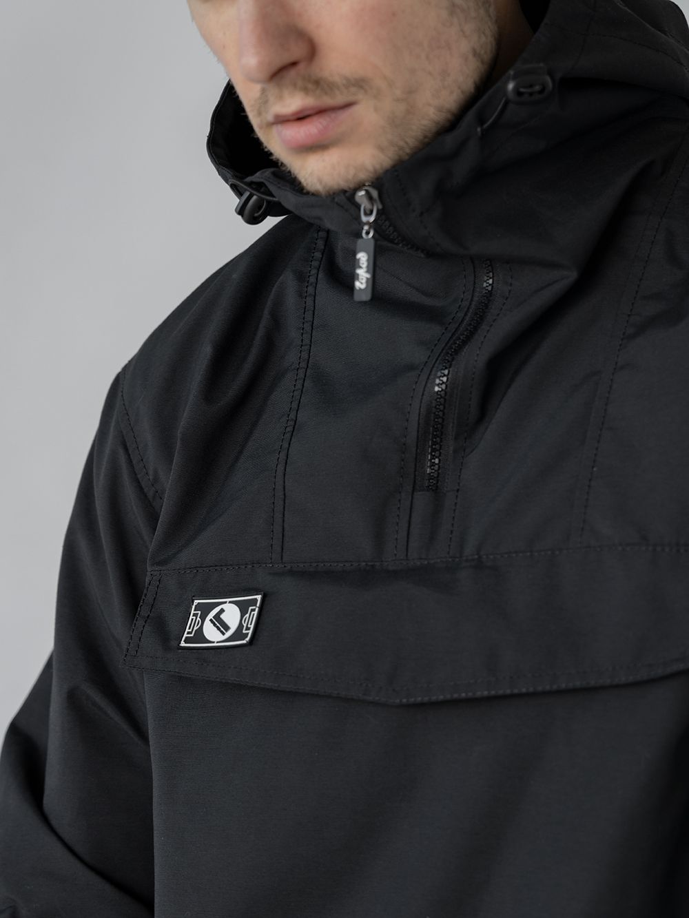 Анорак с боковым карманом Город Горький черный