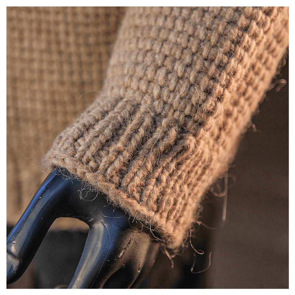 Шерстяной свитер «Сибирский душегрей» ягуар